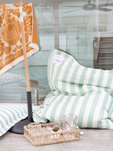 Load image into Gallery viewer, Cabo Club Floats