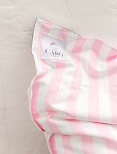 Load image into Gallery viewer, Cabo Club Floats