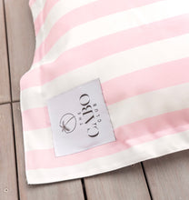 Load image into Gallery viewer, Cabo Club Floats