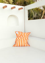 Load image into Gallery viewer, Cabo Club Floats